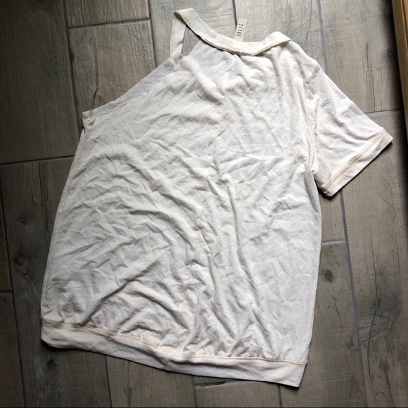 Jolie Los Angeles unique asymmetrical comfy tee. Size L - Picture 3 of 5